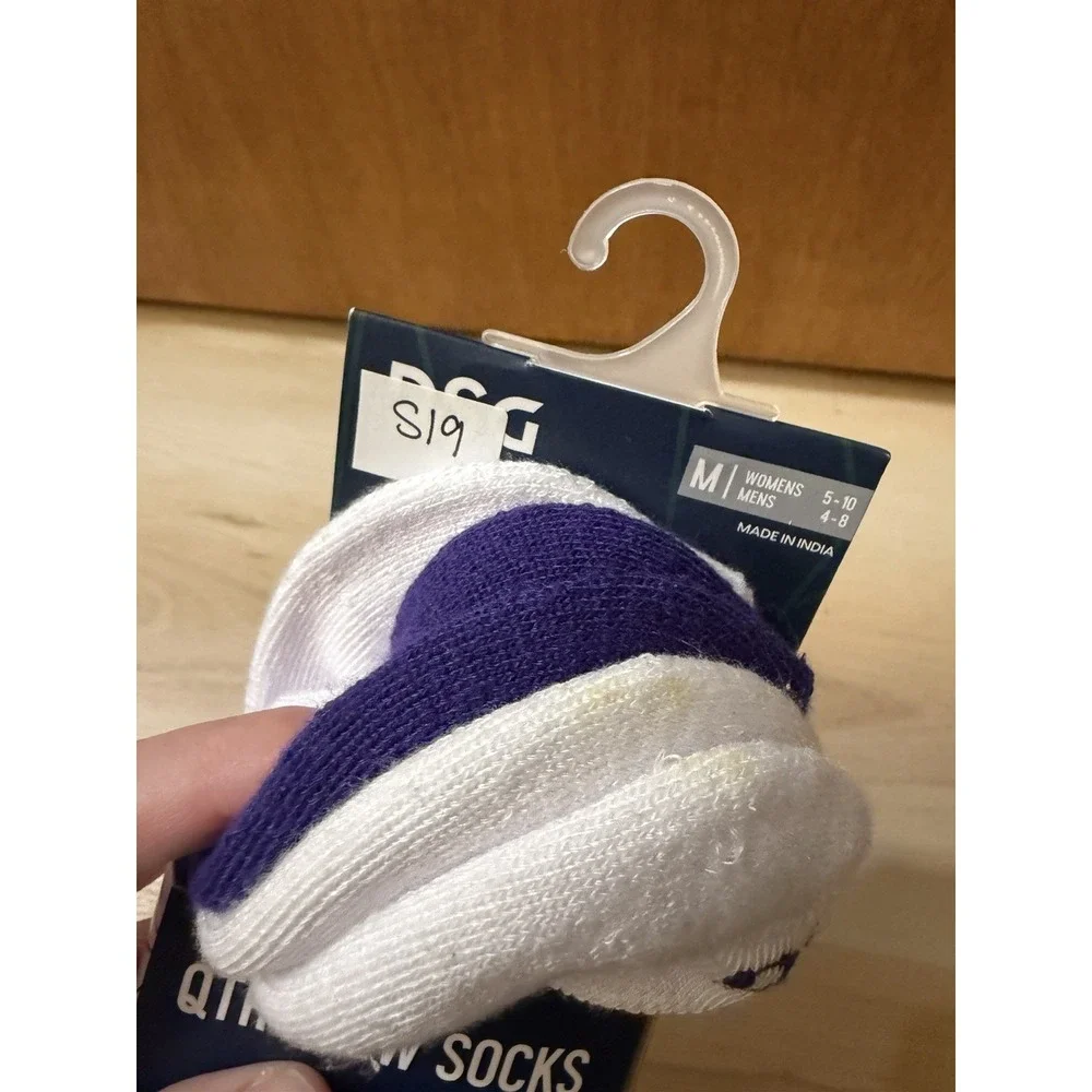 Men's DSG Medium QTR Crew Athletic Socks 3-Pack White Purple Quarter Crew NEW